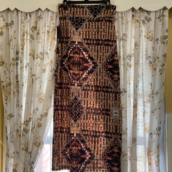 Ultra Flirt Dresses & Skirts - NWT Ultra Flirt Maxi Skirt